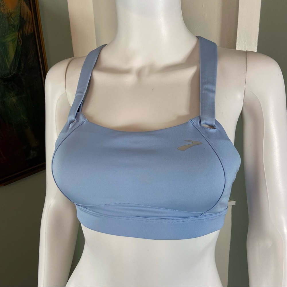 Brooks Sz 30C Juno High Impact Wire-Free Sports Bra Style 350071 Running Cheer